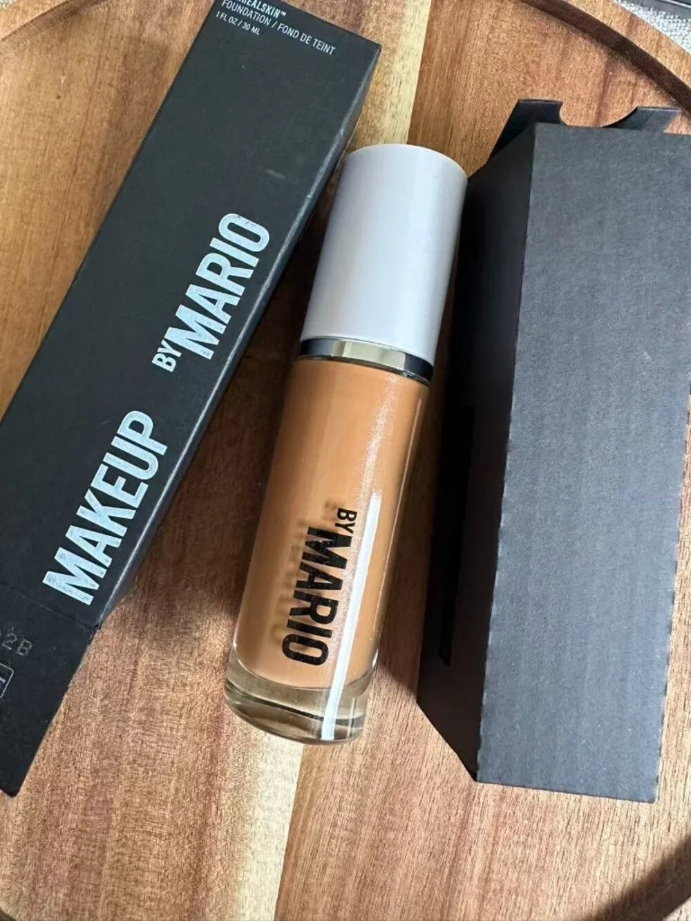 MAKEUP BY MARIO SurrealSkin Liquid Foundation ~ 18W ~ Full Size / 1 fl oz ~ BNIB